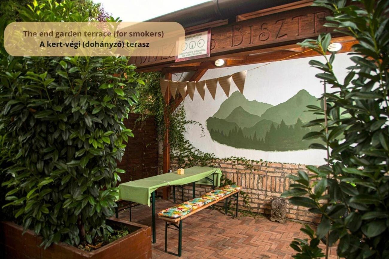 Tulip Home Guest House Vác Εξωτερικό φωτογραφία