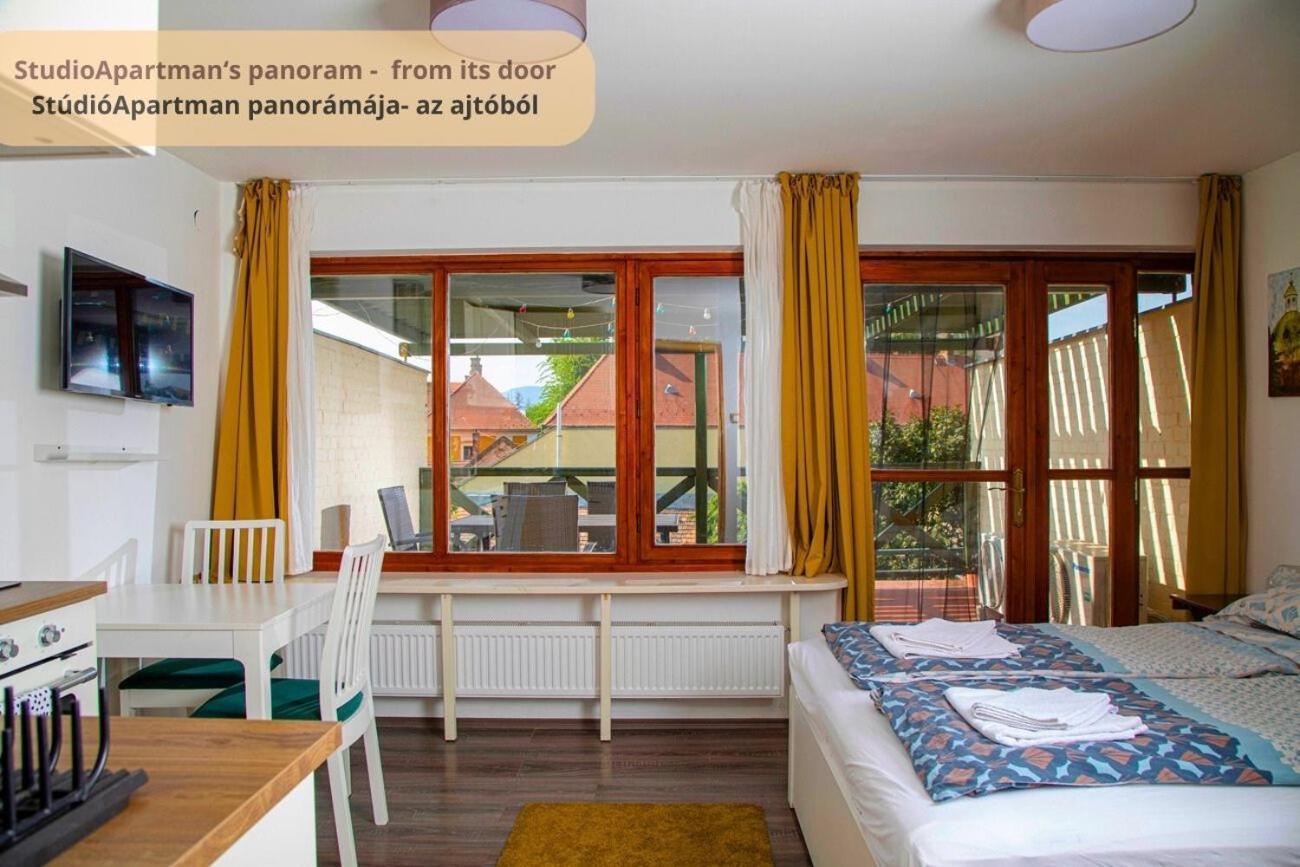 Tulip Home Guest House Vác Εξωτερικό φωτογραφία