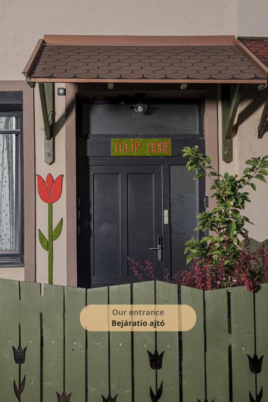 Tulip Home Guest House Vác Εξωτερικό φωτογραφία