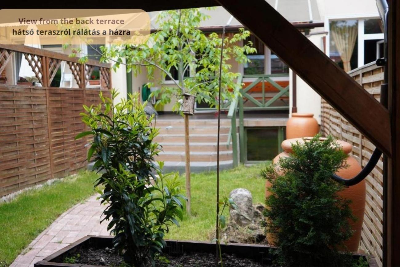 Tulip Home Guest House Vác Εξωτερικό φωτογραφία