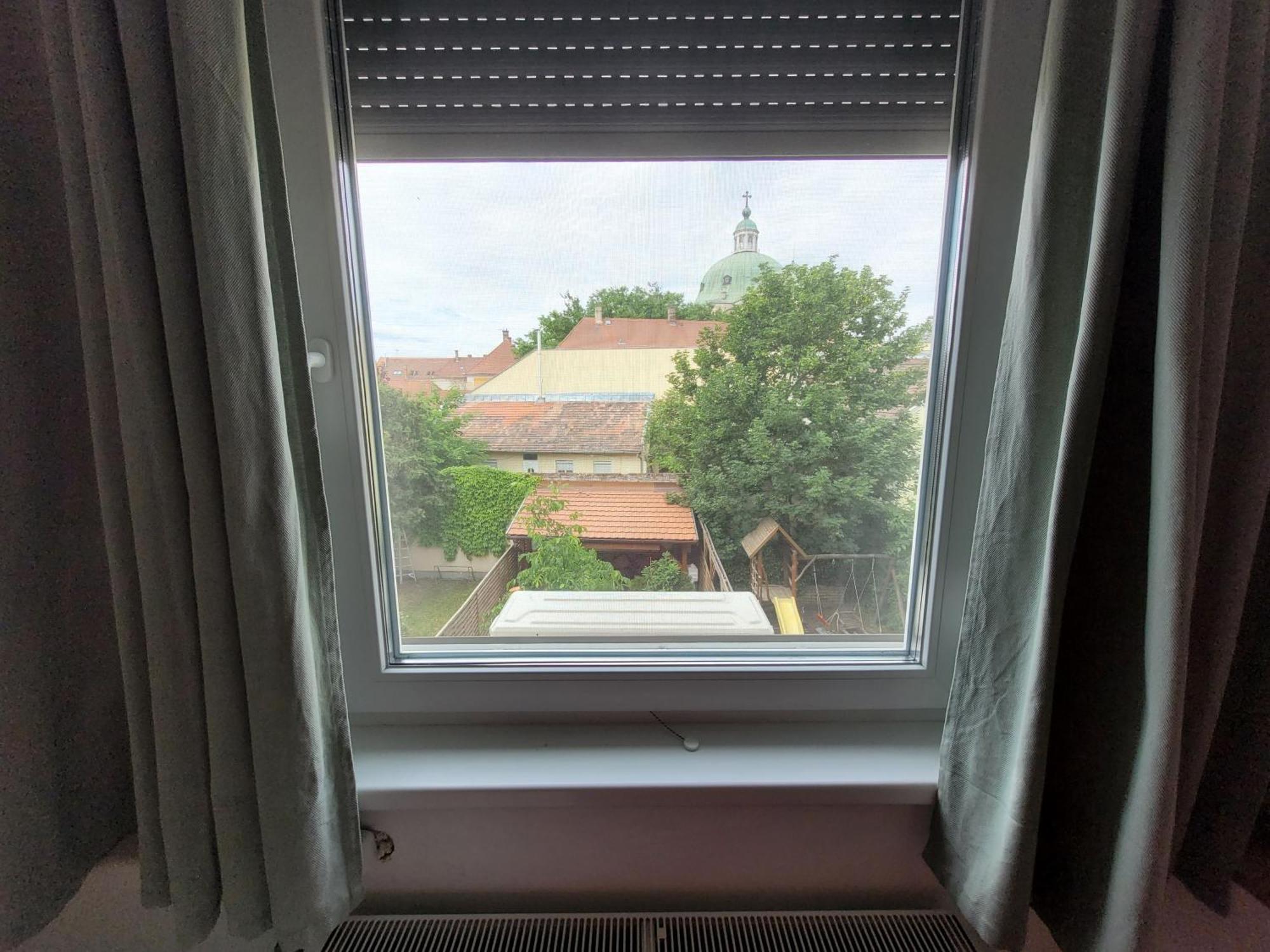 Tulip Home Guest House Vác Εξωτερικό φωτογραφία